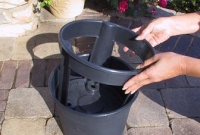 Dois vasos um dentro do outro