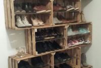 Sapateira de caixotes